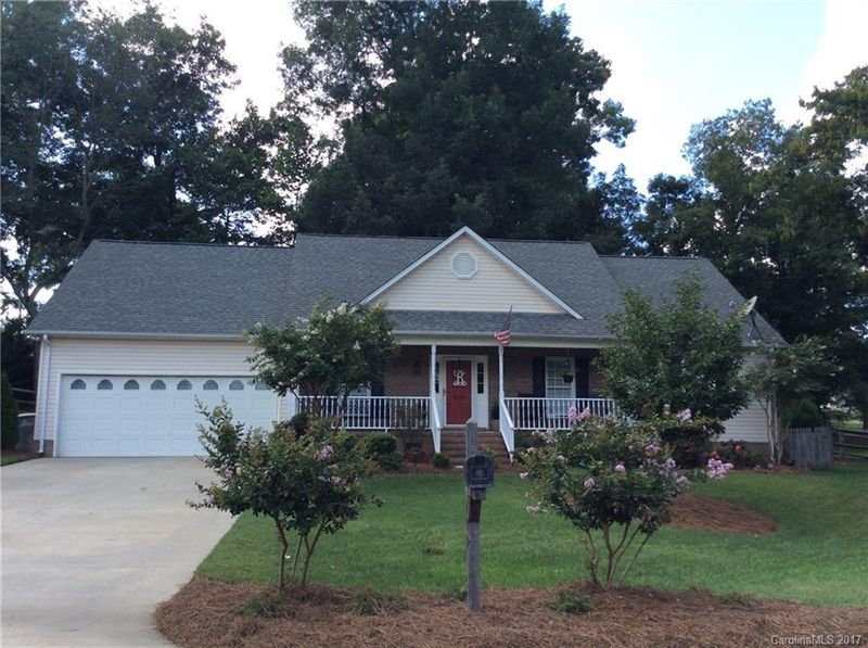 499 Commonwealth Dr #15, Kannapolis, NC 28083