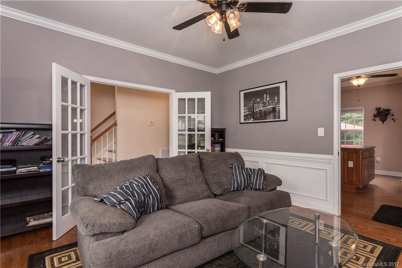9040 Wagon Trl, Lincolnton, NC 28092