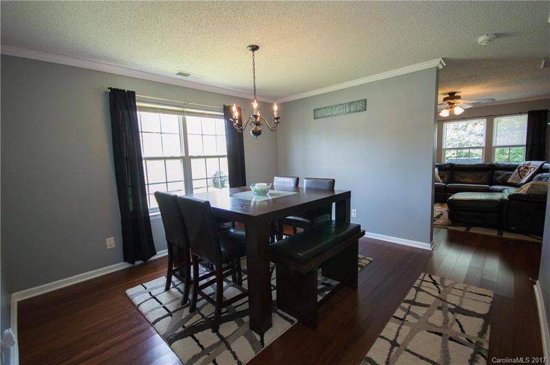 10810 Glenluce Ave, Charlotte, NC 28213