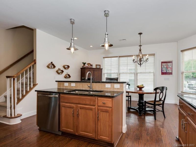 1026 Fleming Ln, Matthews, NC 28104