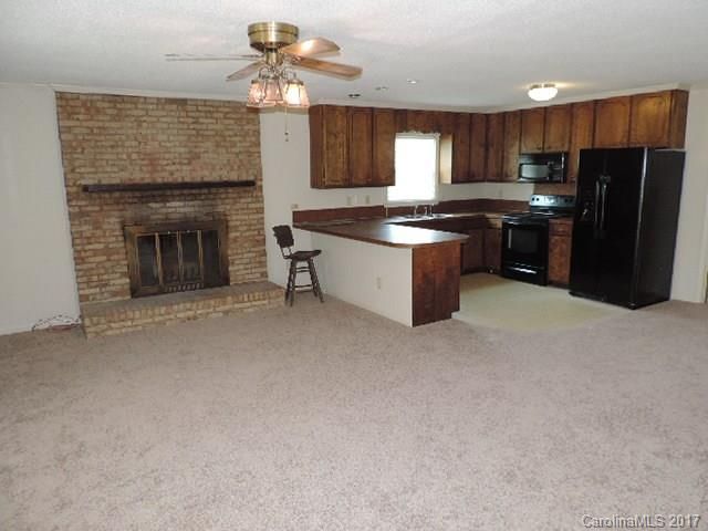 405 Oregon Way, Gastonia, NC 28056