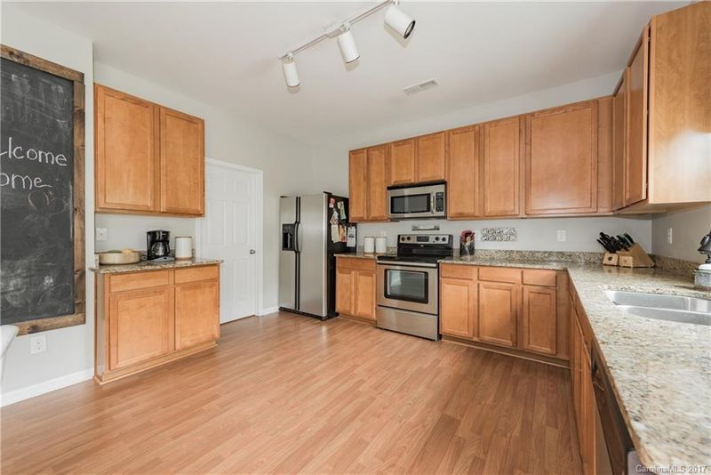 7007 Blue Stream Ln, Indian Trail, NC 28079