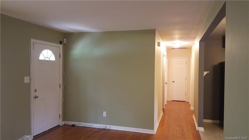 3316 Dalecrest Dr, Charlotte, NC 28269