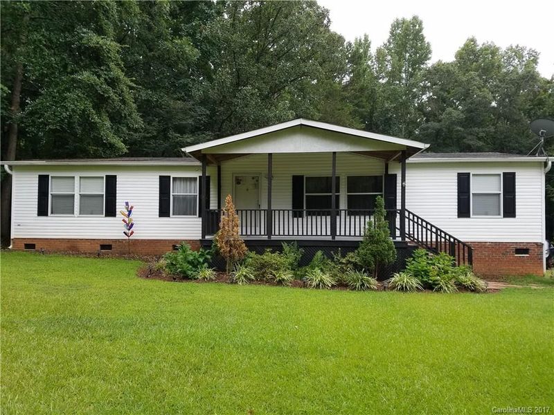 885 Meadowbend Dr, York, SC 29745