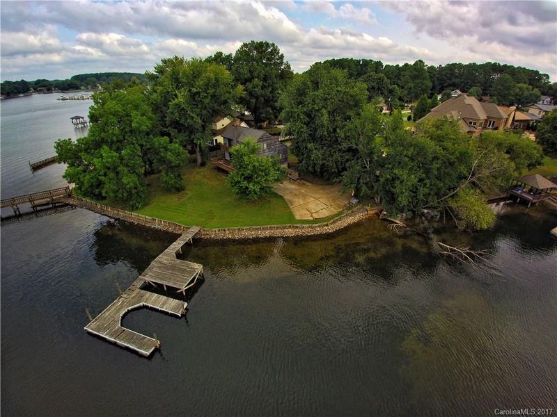 18600 Bluff Point Rd #10, Cornelius, NC 28031