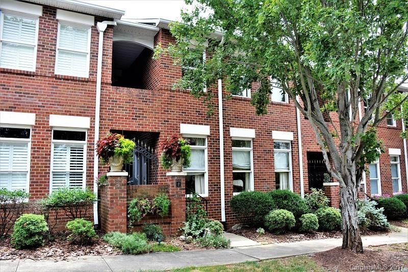 17 14th Avenue Pl #17, Hickory, NC 28601