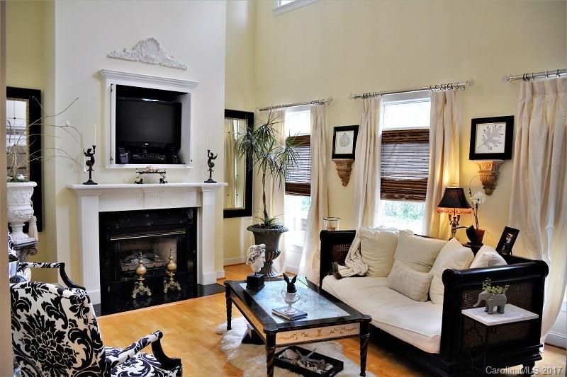 17 14th Avenue Pl #17, Hickory, NC 28601