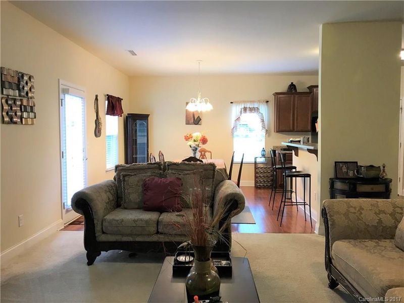 7723 Mccarron Way, Charlotte, NC 28215