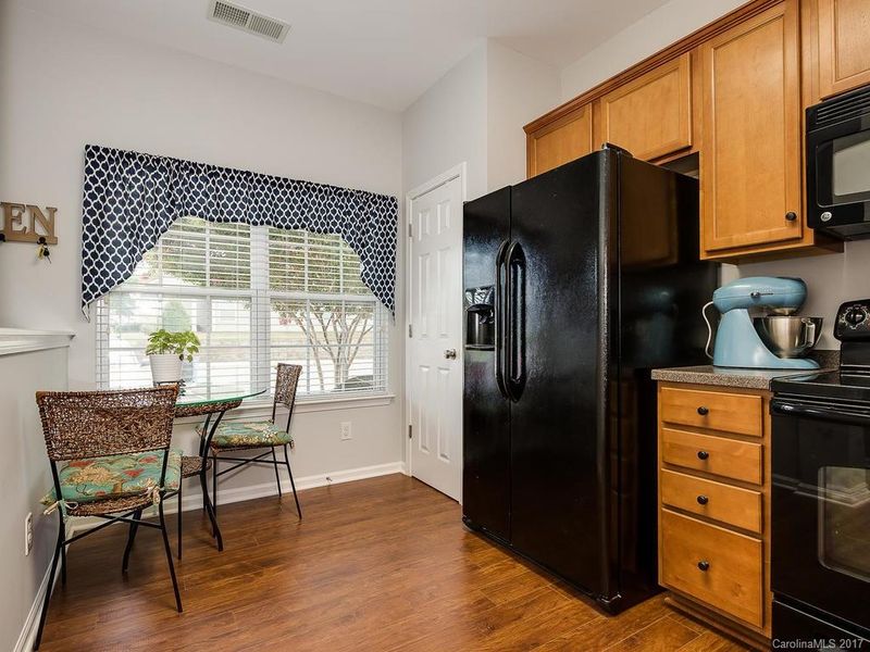 10512 Stoneacre Ct #210, Pineville, NC 28134