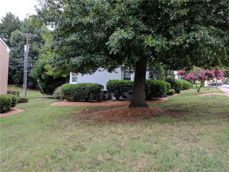 568 Wakefield Dr #A, Charlotte, NC 28209