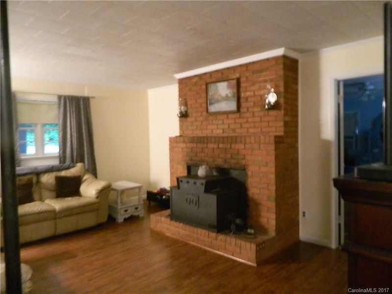 10400 Kentmont Dr, Midland, NC 28107