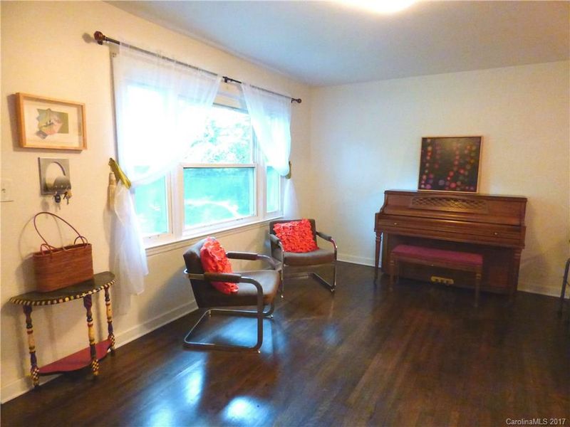 631 Crater St, Charlotte, NC 28205