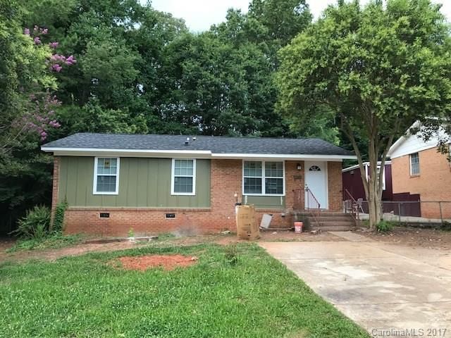1725 Longleaf Dr #18, Charlotte, NC 28210