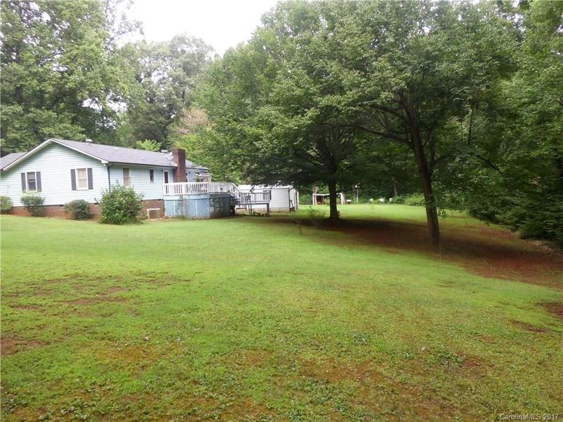 844 Rolling Rd, Lincolnton, NC 28092
