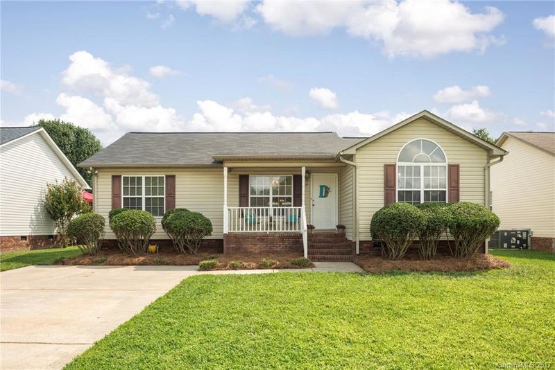 371 Wakemeadow Pl, Concord, NC 28027