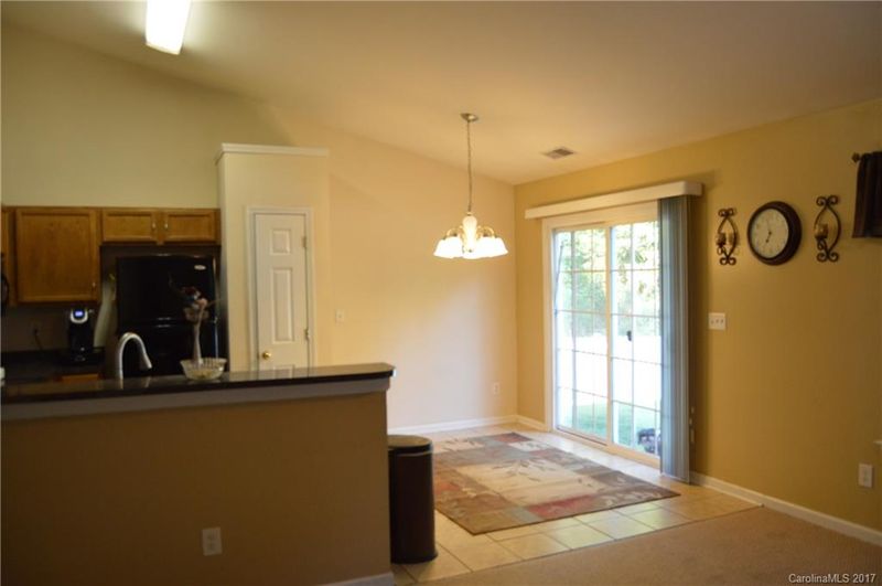 2152 Mallard Pointe Dr, Kannapolis, NC 28083
