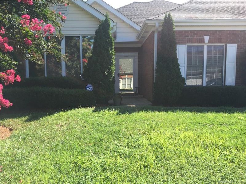 11302 Olde Turnbury Ct, Charlotte, NC 28277