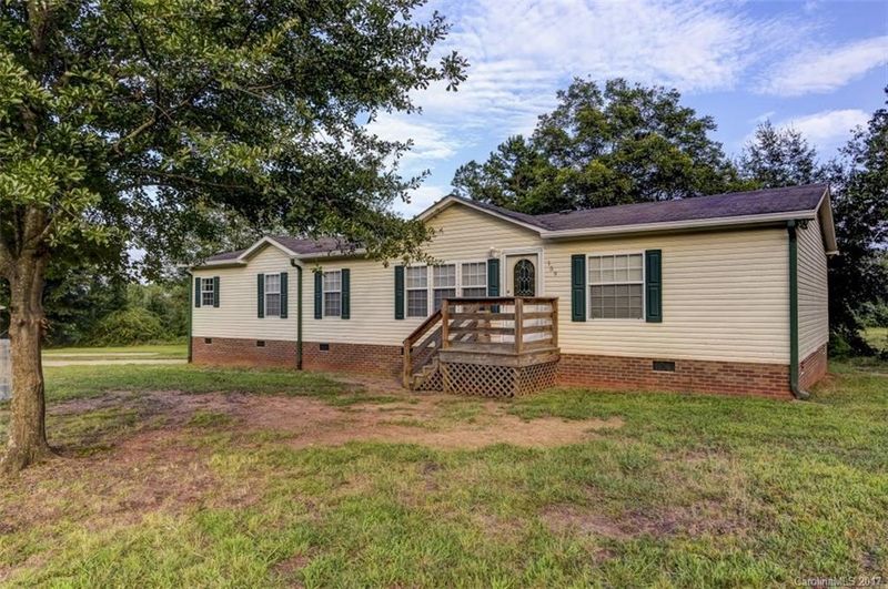 159 E Monbo Rd, Statesville, NC 28677