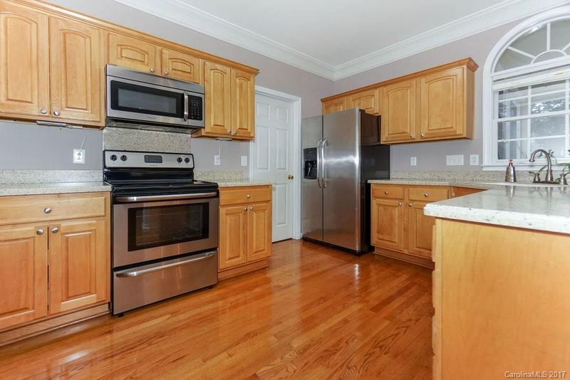 21018 Harken Dr, Cornelius, NC 28031