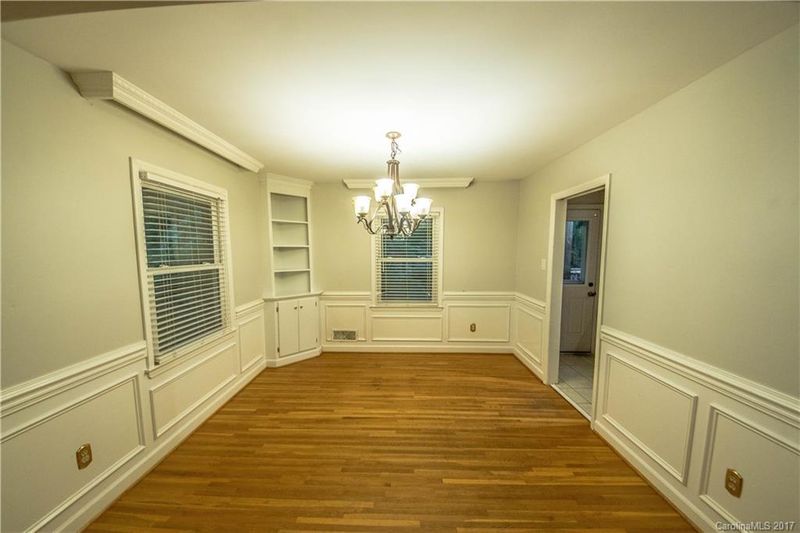 738 Heather Ln, Charlotte, NC 28209