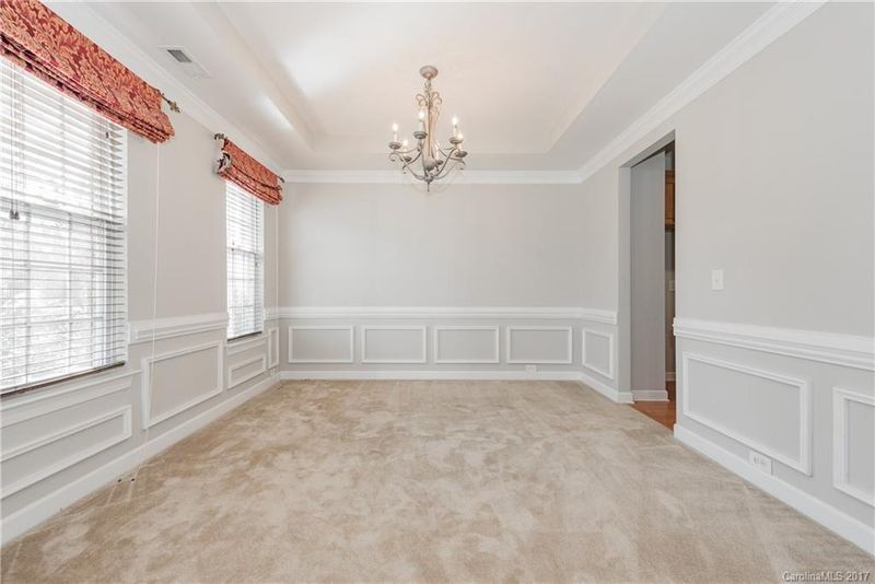 504 Springwood Dr, Waxhaw, NC 28173