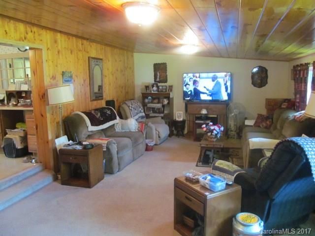 2066 Poarch Rd, Lincolnton, NC 28092