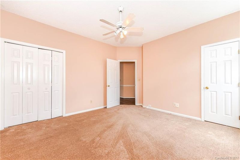 9508 Dalphon Jones Dr, Charlotte, NC 28213