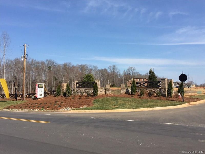 11049 Double Knot Ct, Midland, NC 28107