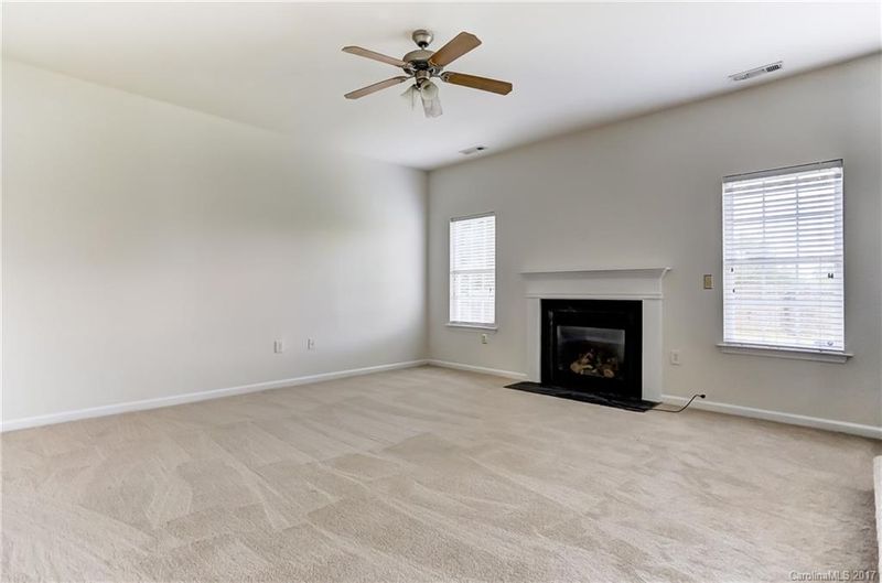 3243 Erwin Trace Dr, Charlotte, NC 28213