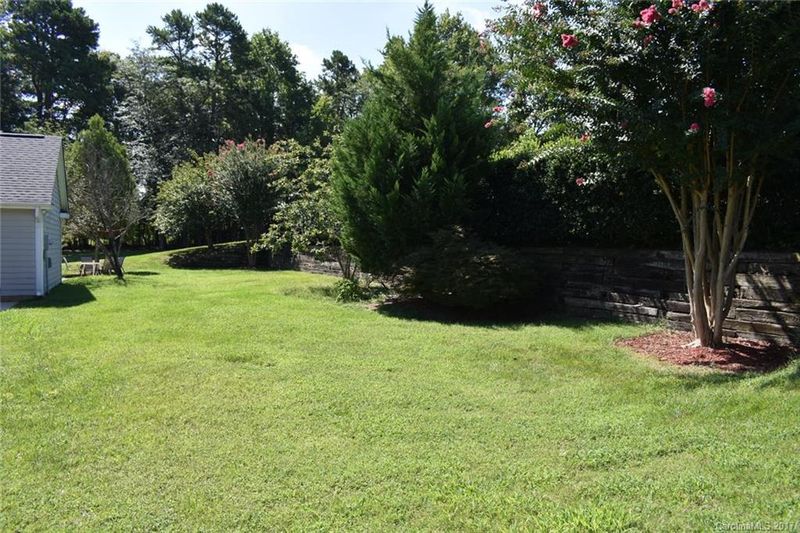 9409 Melanie Thompson Dr, Charlotte, NC 28213