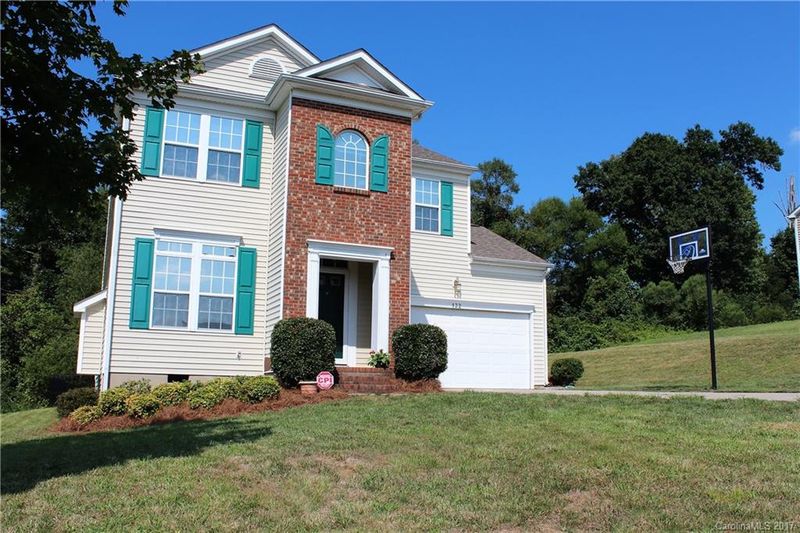 132 Brookstone Dr, Mount Holly, NC 28120