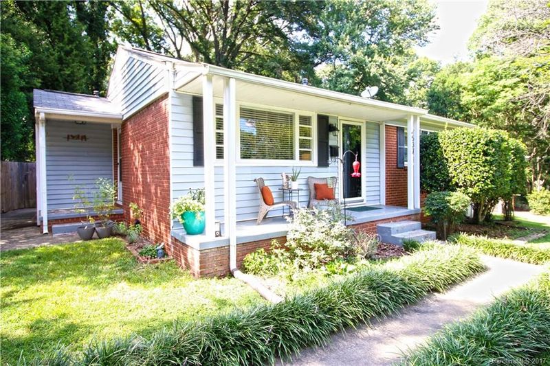 537 Manhasset Rd, Charlotte, NC 28209