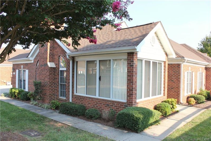 8441 Windsor Ridge Dr, Charlotte, NC 28277