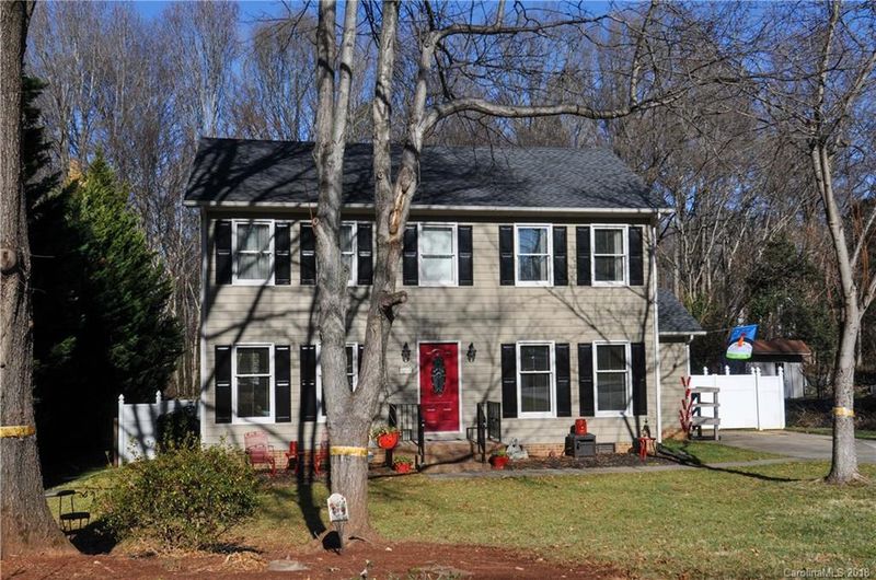 10713 Danesway Ln, Cornelius, NC 28031