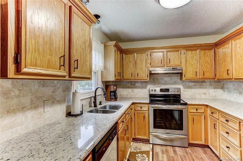 7409 Veranda Dr, Waxhaw, NC 28173