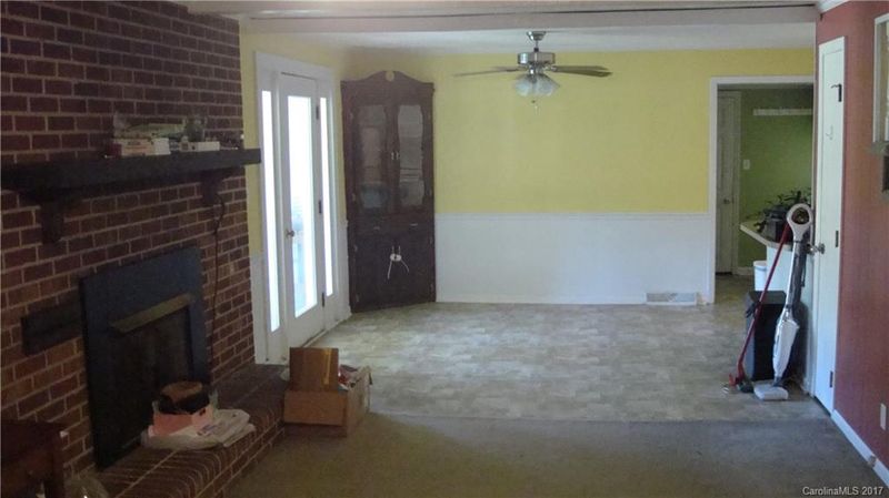 502 Park Dr, Cherryville, NC 28021