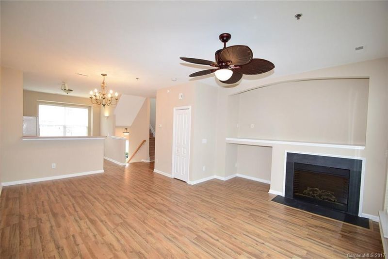 6621 Tor Dr #95, Charlotte, NC 28269