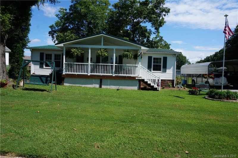 523 Kistler St, Mooresville, NC 28115
