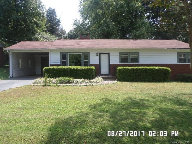 426 Hillcrest Dr #14, Statesville, NC 28677