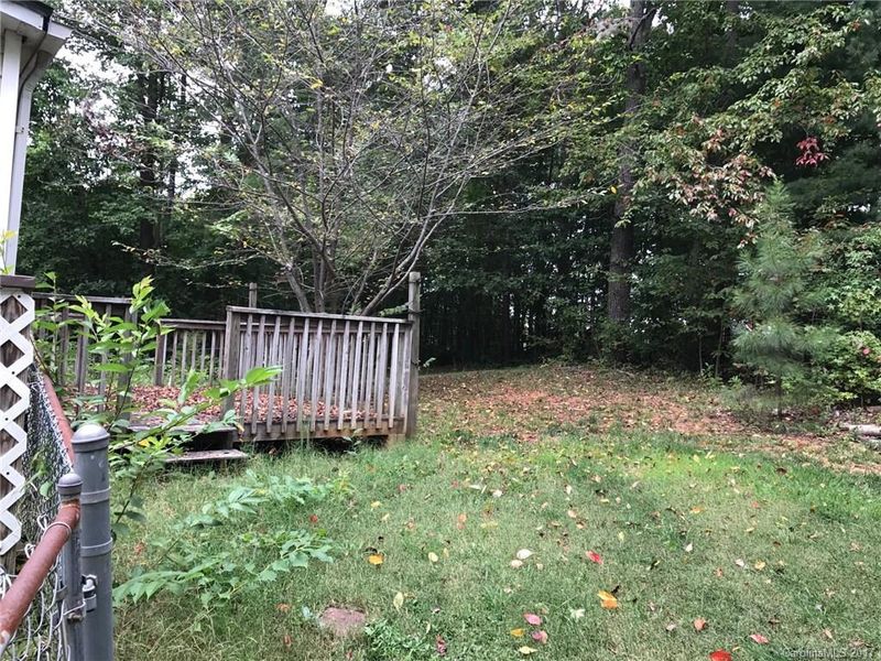 1572 Pheasant Ln, Denver, NC 28037