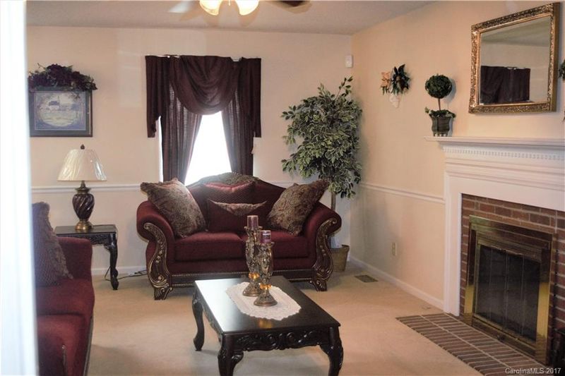 831 Bermuda Ave #2, Gastonia, NC 28054