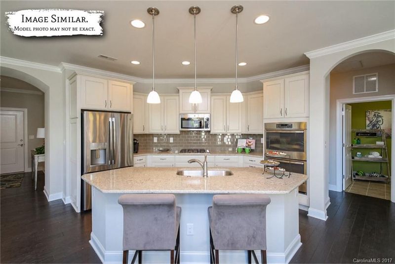16026 Lakeside Loop Ln #9, Cornelius, NC 28031