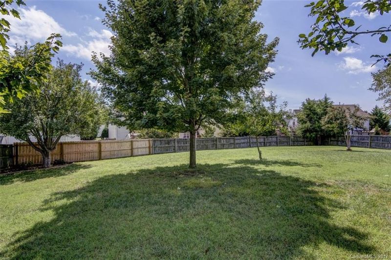 4826 Covington Dr, Concord, NC 28027