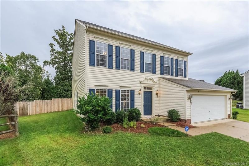 11642 Northwoods Forest Dr, Charlotte, NC 28214