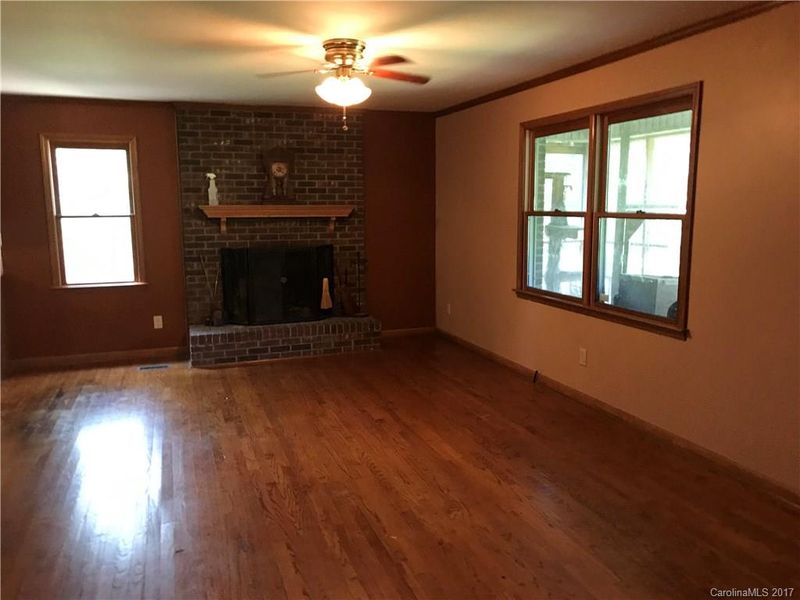 670 Howards Creek Mill Rd, Vale, NC 28168