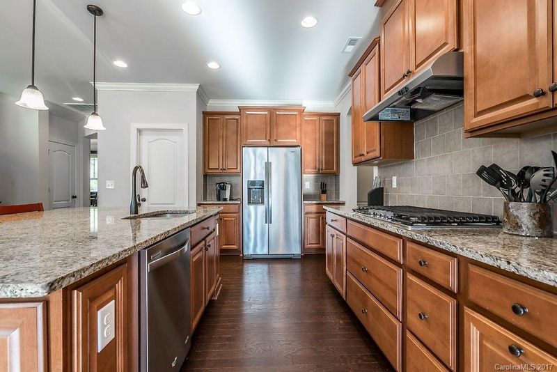 1545 Hazel St #314, Tega Cay, SC 29708