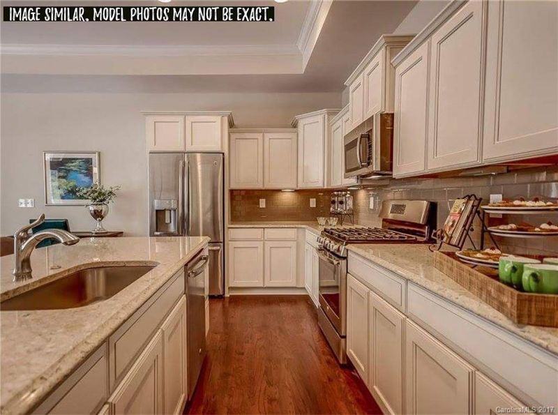 16010 Lakeside Loop Ln #5, Cornelius, NC 28031