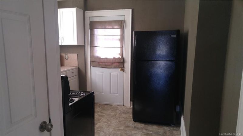 617 Hillcrest Ave, Gastonia, NC 28052
