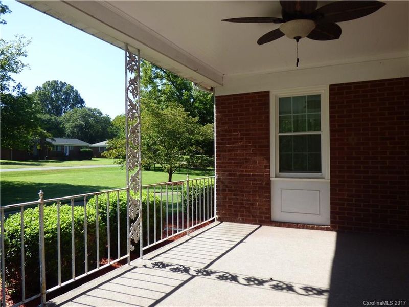 5229 Manning Rd, Charlotte, NC 28269