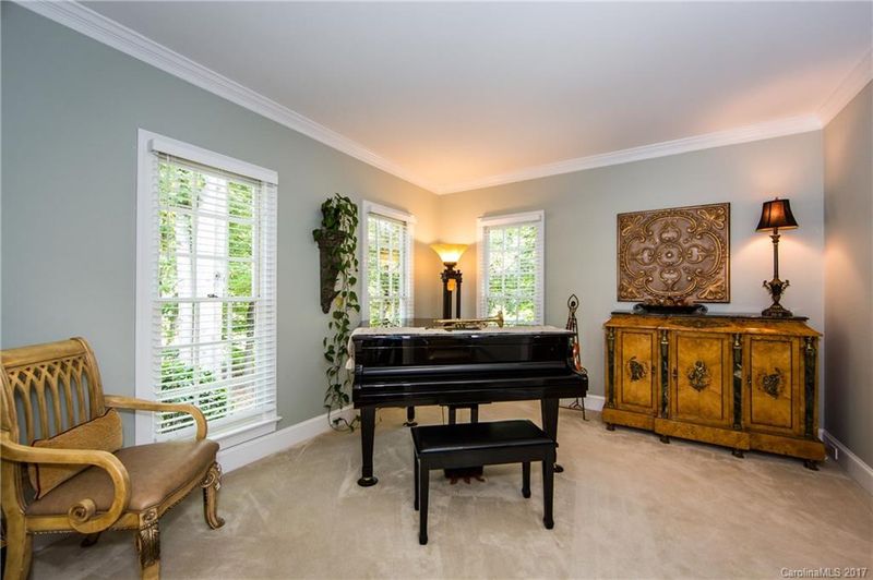 5129 Witham Passage Ct, Charlotte, NC 28215